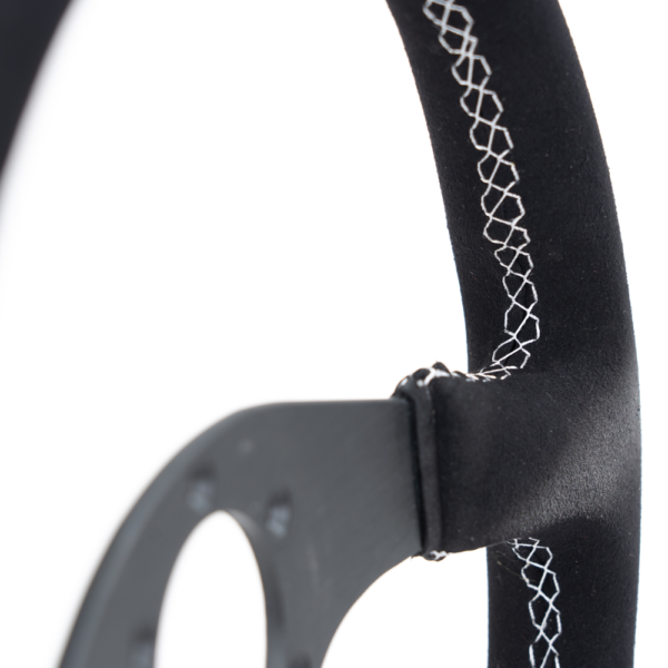 CAMMUS руль (алькантара)