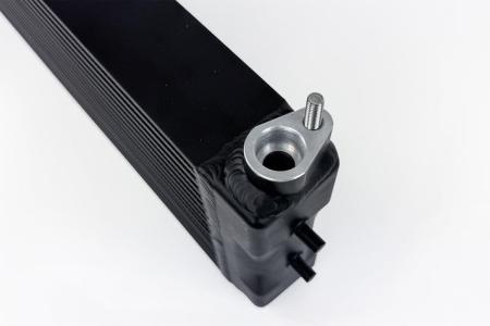 CSF Race Высокопроизводительный масляный радиатор двигателя F1X M5/M6 / F9X M5/M8 / G9X M5