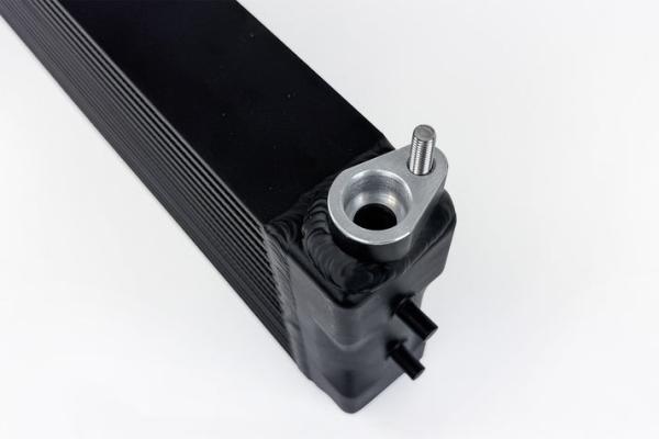 CSF Race Высокопроизводительный масляный радиатор двигателя F1X M5/M6 / F9X M5/M8 / G9X M5