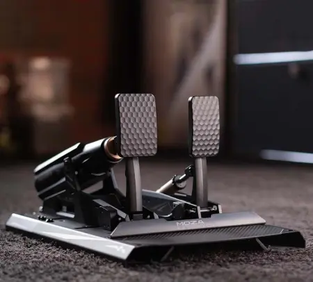 Moza mBooster (активная педаль + педаль газа) - оригинал в магазине Slideside